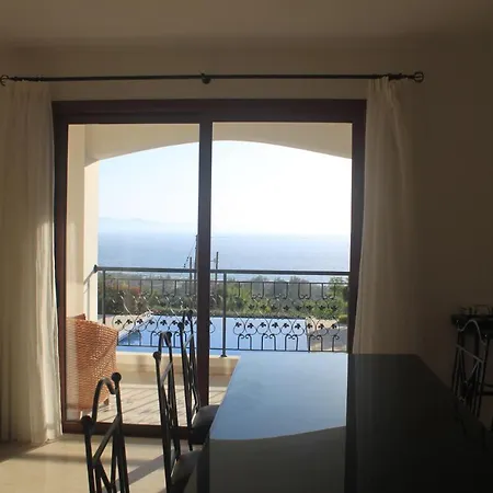 Marina View فيلة *